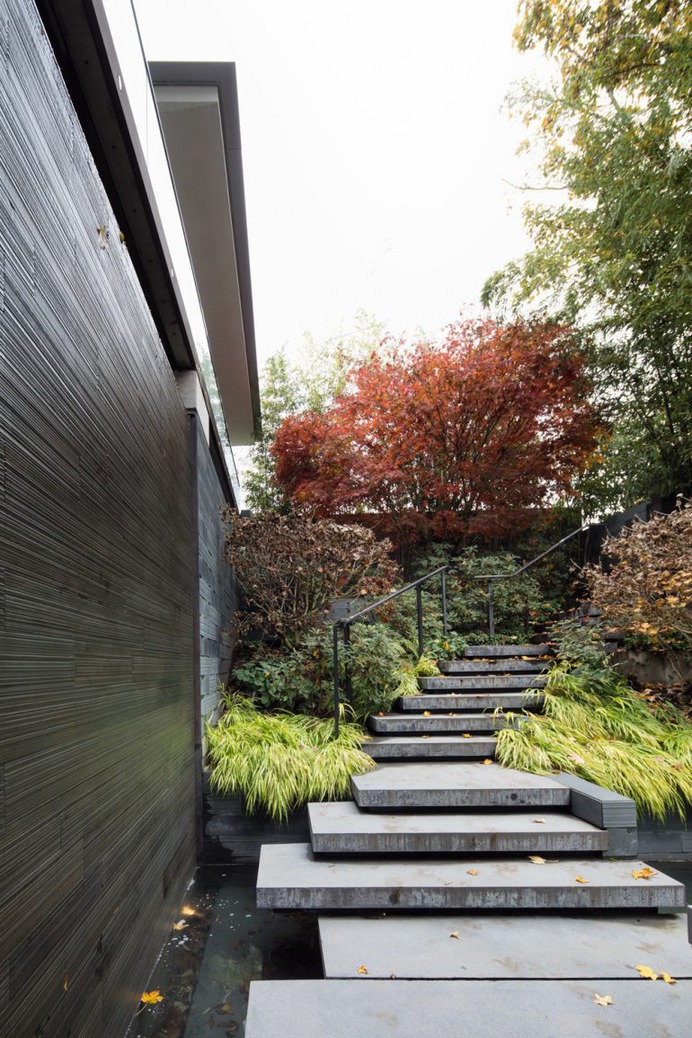 Floating House | Kerrisdale Vancouver BC