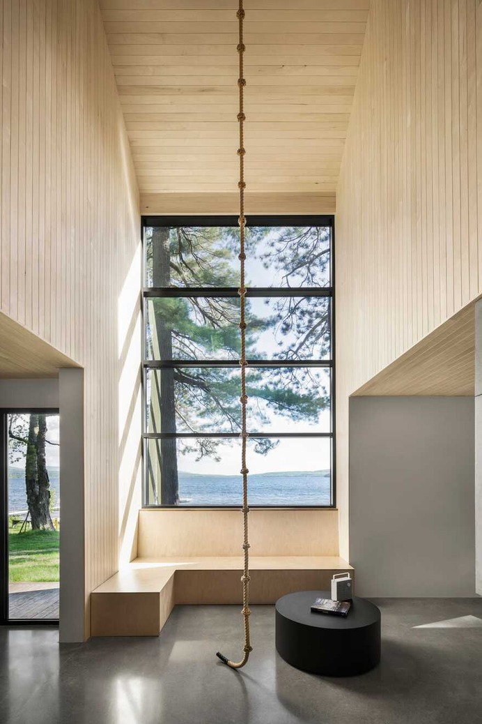 Lakeside Chalet, Québec / Atelier Schwimmer