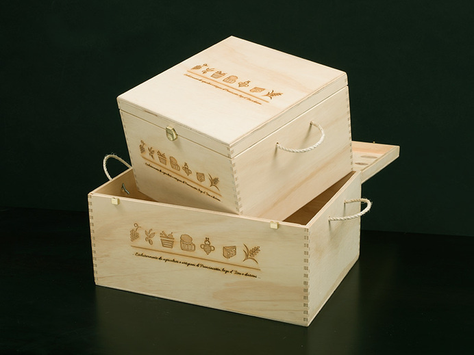 Food Pack #beverage #cheese #marmellate #food #wine #christmas #confetture #salame #drinks #communication #pack #italy