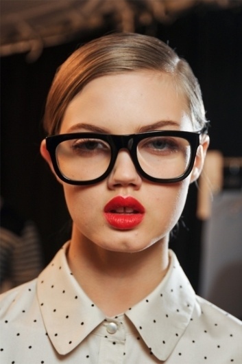 Sara Lindholm - the-front-row: Lindsey Wixson backstage at marc... #marc #eyeglasses #jacobs #by #fashion