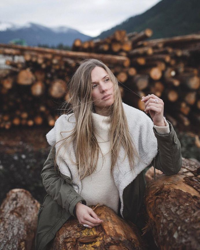Beautiful Lifestyle Portrait Photography by Matthew J Moisant