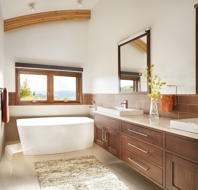 Tech House – A Wyoming Getaway Home for a Family of Five