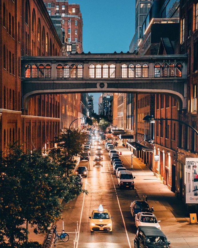 Spectacular Street Photos of New York City by Joe Thomas