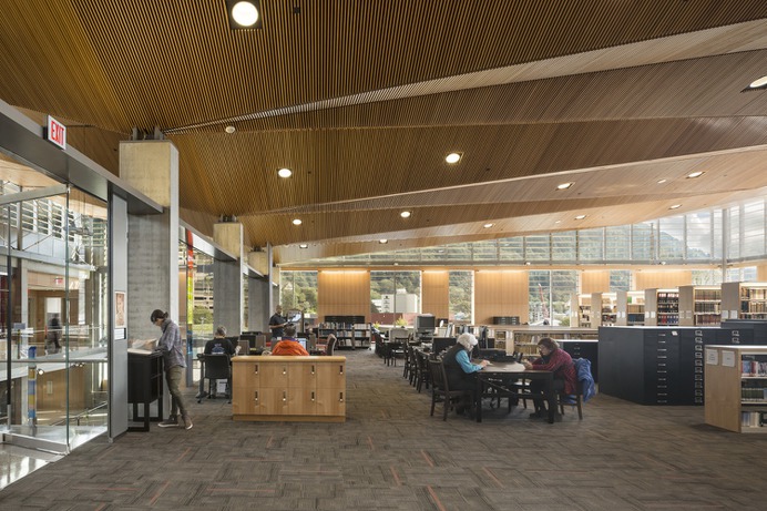 Alaska State Library Archives Museum / Hacker Architects,© Lara Swimmer