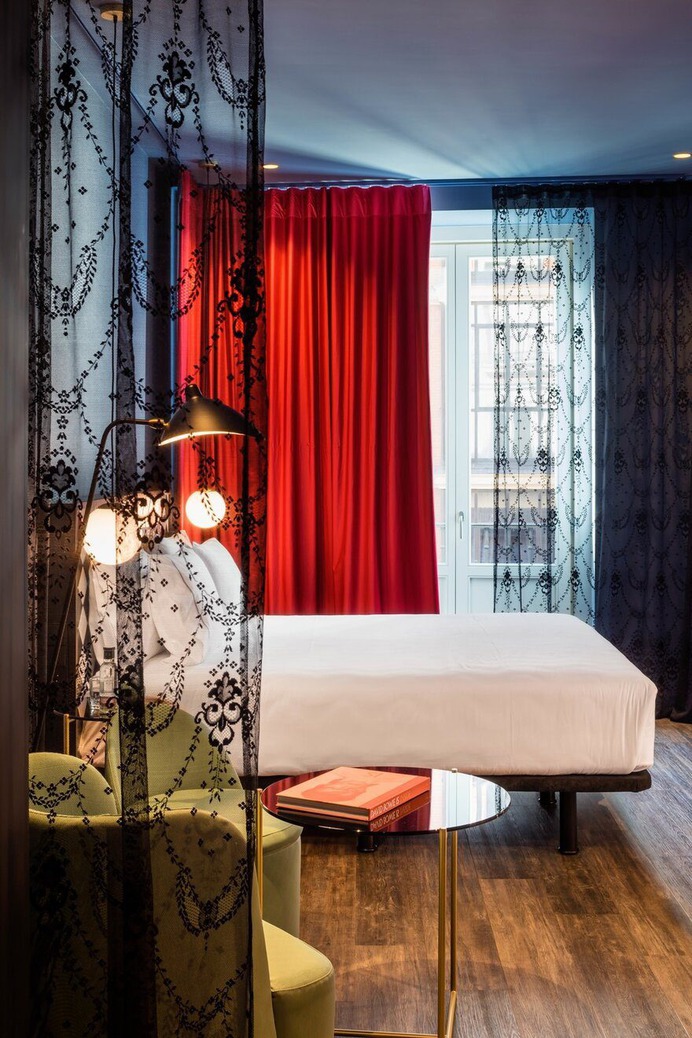 Axel Hotel Madrid / El Equipo Creativo