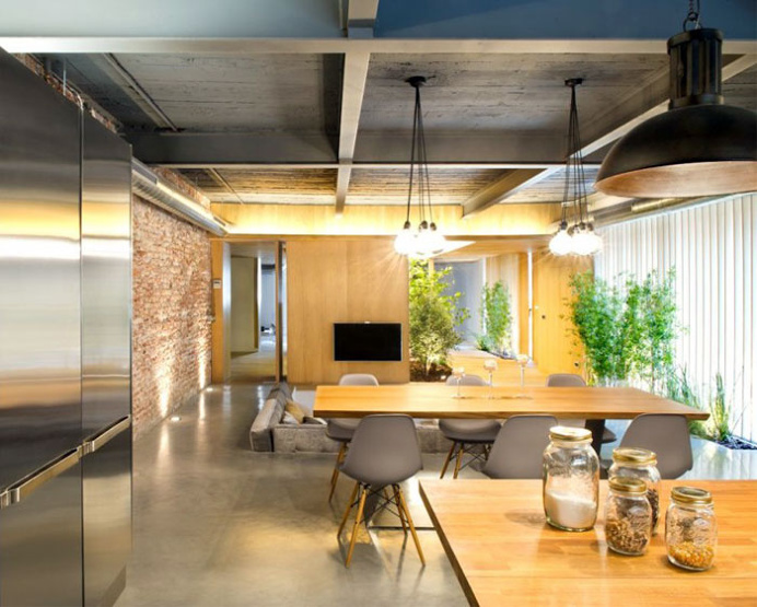 Industrial Loft Space With Fresh Green Decor - #decor, #interior, #homedecor,