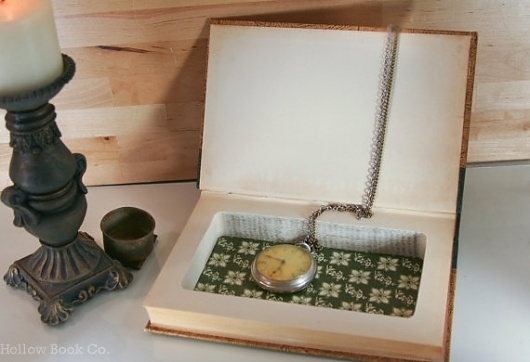 Hollow Book Safe ALICE IN WONDERLAND by HollowBookCompany on Etsy #safe #in #books #alice #book #hollow #vintage #wonderland