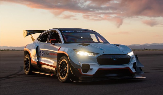 Ford Mustang Mach-E 1400 electric car #Ford #Mustang #Mach-E #1400