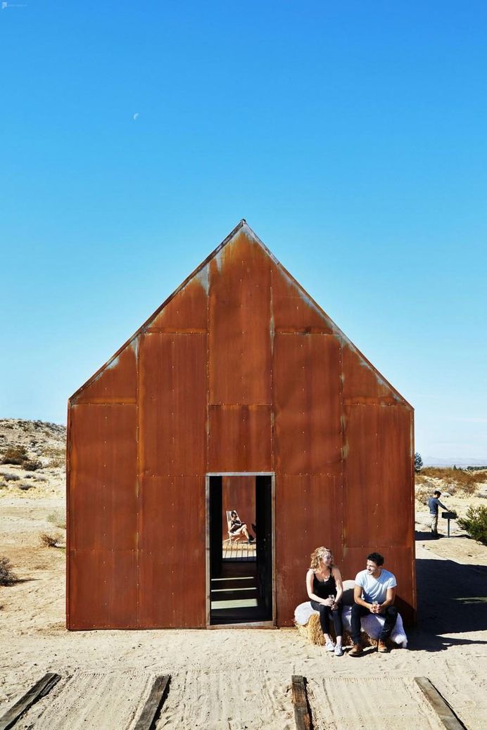 Off-Grid Cabin in Joshua Tree National Park: Folly by Cohesion 2