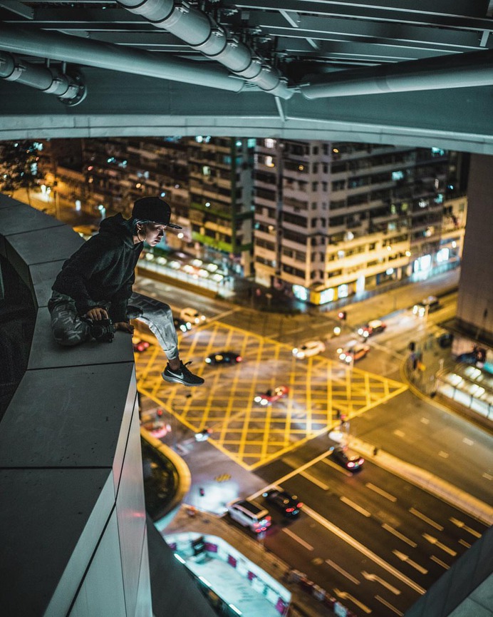 #discoverhongkong: Creative Rooftop Photography by Shmolech Wong