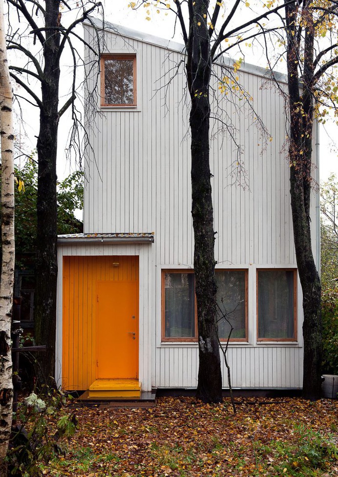 Low Budget House / Le Atelier