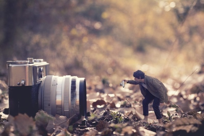 Surreal and Dreamlike Portrait Photography by Nacho Zaitsev