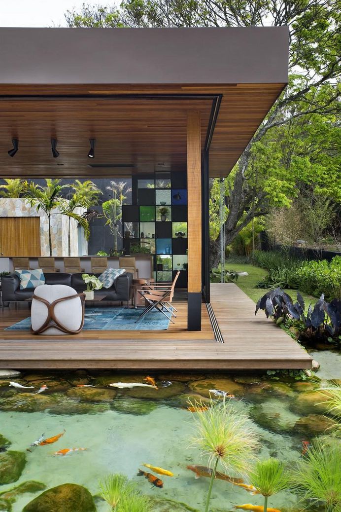 Open-Floor Family Home in Campinas Instills Peacefulness