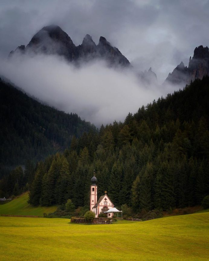 Impressive and Atmospheric Mountain Landscapes by Melissa Whellams