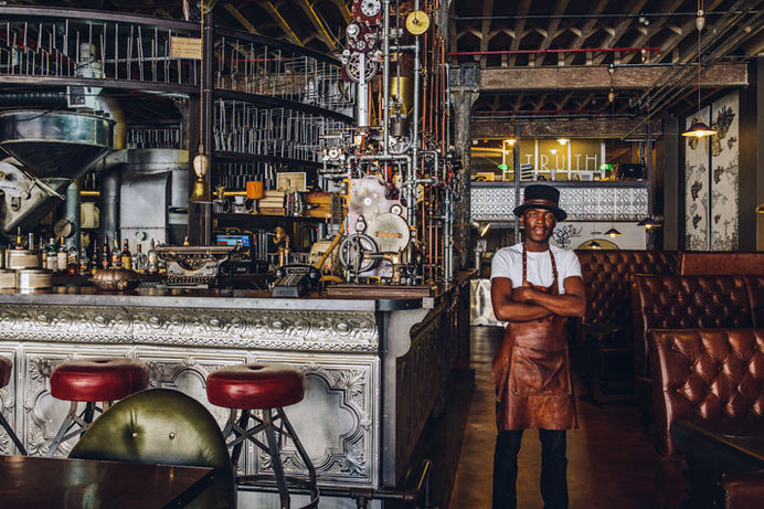 TRUTH. Coffee Roasting – a fantasy world with a steampunk design