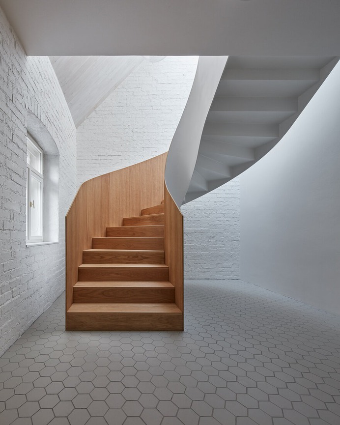Jinonice Family House / Atelier 111 Architekti