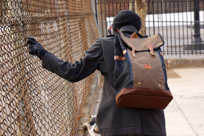 Babylon Backpack Navy / Brown #tech #flow #gadget #gift #ideas #cool