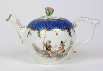 rare teapot with animal-head spout to 1745/50 #Sets #Teasets #Porcelainsets #Antiqueplates #Plates #Wallplates #Figures #Porcelainfigurines #porcelain
