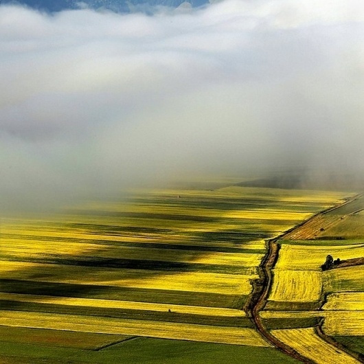 Nature photographs by Edmondo Senatore | Best Bookmarks #photography #cloud #landscape