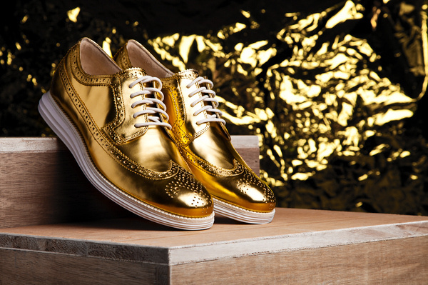 Image of Cole Haan Limited Edition Gold LunarGrand #fashion #photo #shoes #apparel