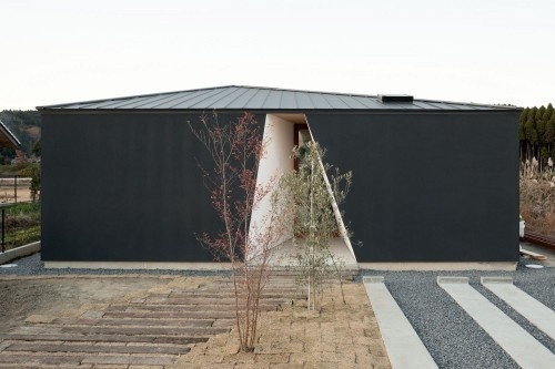 Kiritoushi House by SUGAWARADAISUKE #japanese #architecture #home #modern