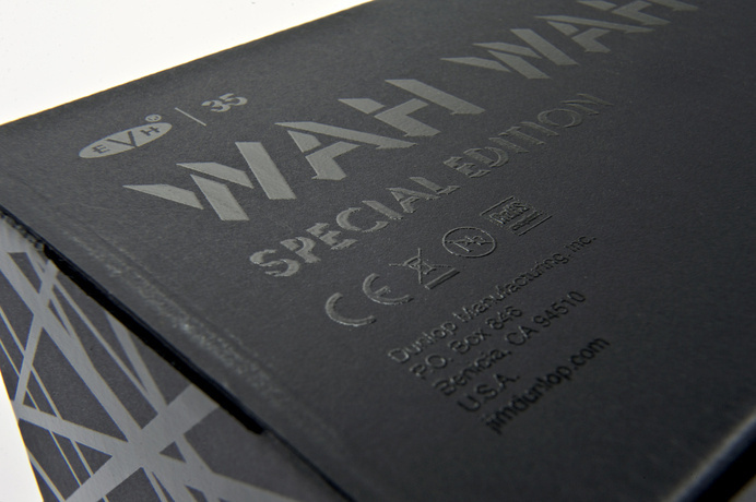box-detail.jpg #packaging #van #guitar #halen