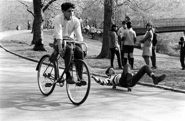 billeppridgeskateboardinginnyc_15.jpeg #b&w #oldschool #skateboard #1960s #bike #york #nyc #new