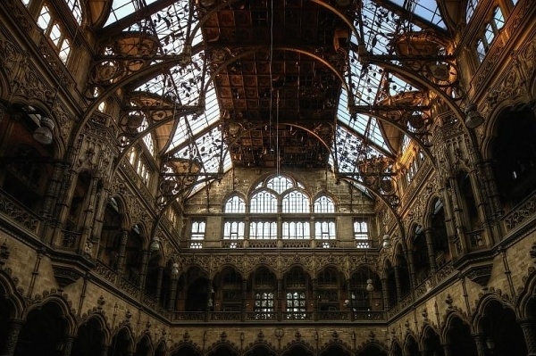 Adonis 15 – Fubiz™ #eglise #church #abandoned #architecture