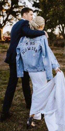 We collect all the beautiful and original wedding jackets for dress. Find your own ideal lace, leather, denim or bolero jacket.