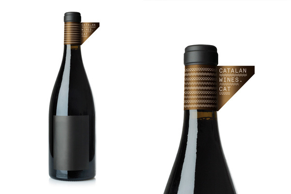 Toormix. Branding, Art direction, Editorial Design #bottle