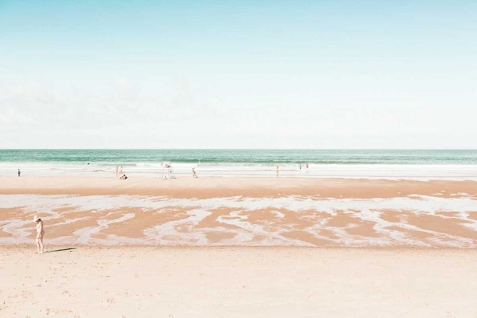 Summer Beach: Minimalist Landscape Photography by Ludwig Favre