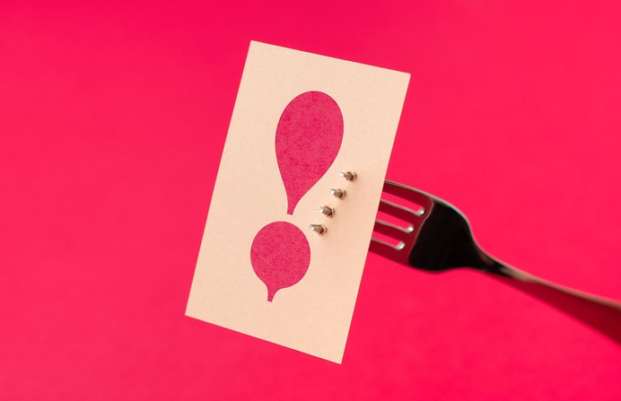 The Spicy Radish - Mindsparkle Mag Jonny Black, Richard Roche & Chris von Burske designed The Spicy Radish – a family-owned meal delivery service that provides fully-prepared meals to busy people, helping save time with healthy dishes that don't sacrifice quality or tastiness. #logo #packaging #identity #branding #design #color #photography #graphic #design #gallery #blog #project #mindsparkle #mag #beautiful #portfolio #designer