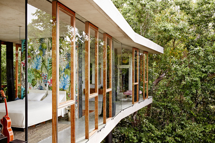 Wood mullions Planchonella House,© Sean Fennessy #windows