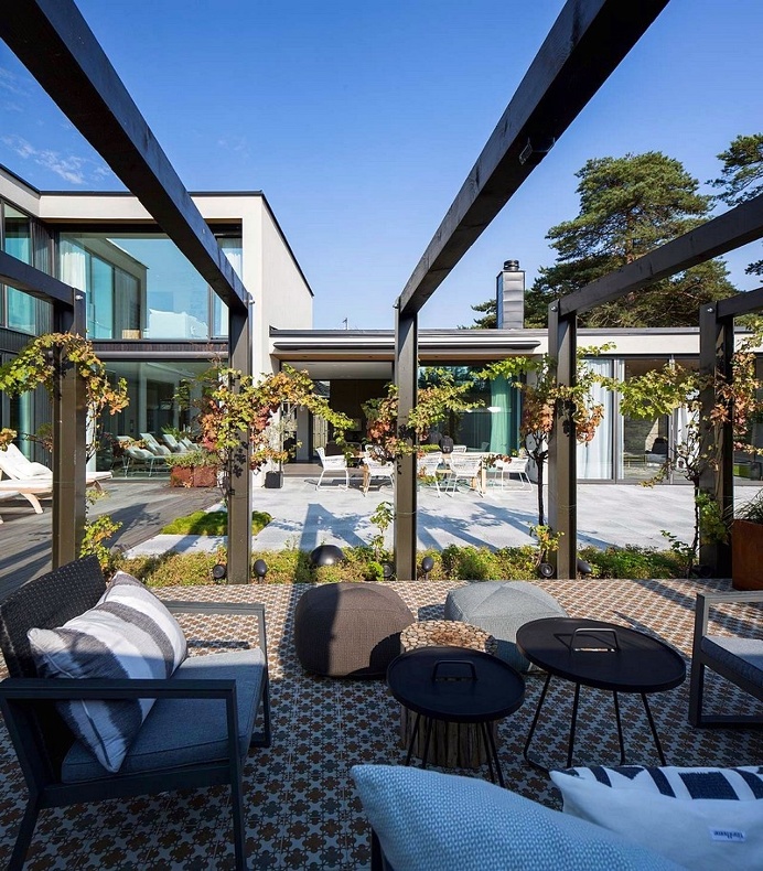 J House by Johan Sundberg Arkitektur / Sweden