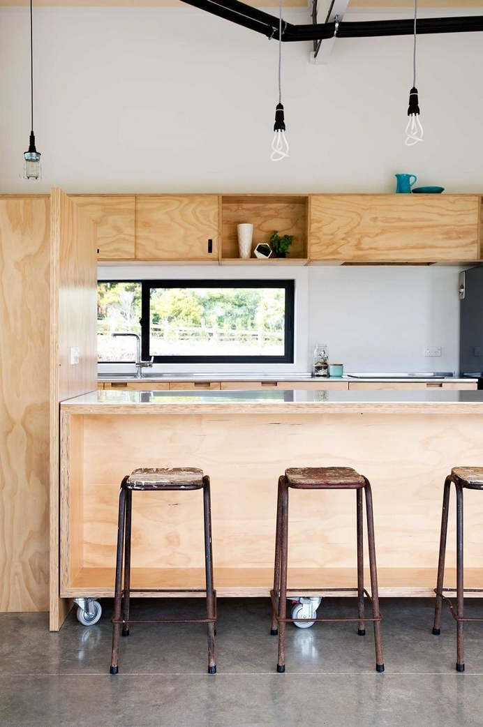 Modern Barn Form – Innovative Black Barn by Red Architecture