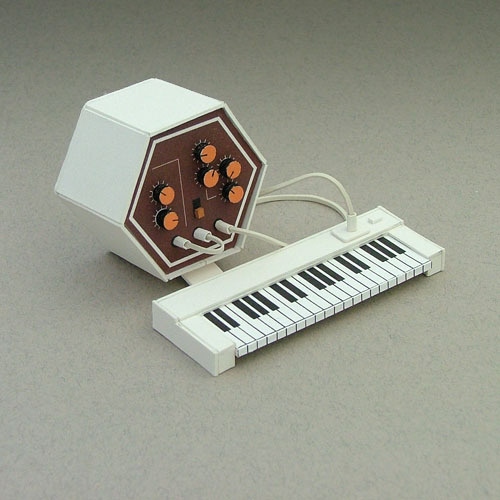 Hexatron #miniatures #synth #craft #art #paper