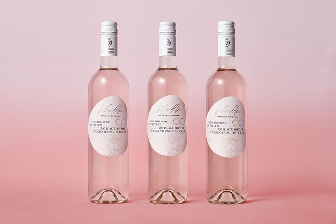 Le Rose Bleu Wine Packaging - Mindsparkle Mag Le Rose Blue represents a French premium rose wine generating awareness of the ocean's conservation. #logo #packaging #identity #branding #design #color #photography #graphic #design #gallery #blog #project #mindsparkle #mag #beautiful #portfolio #designer