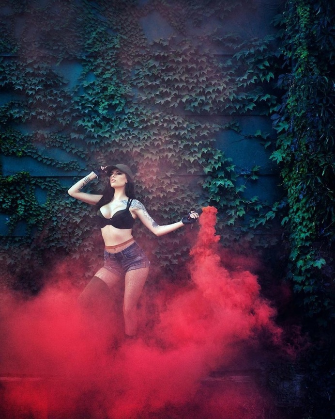 Dreamlike Portrait Photography by Sito Alvina