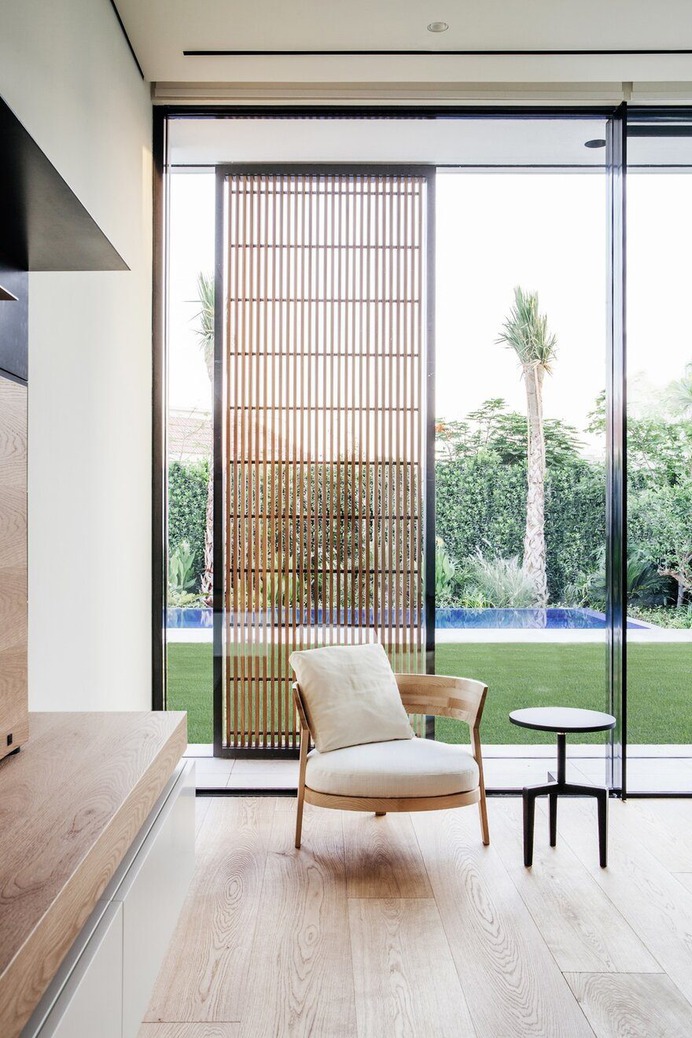 The Burj Residence in Dubai / VSHD Design