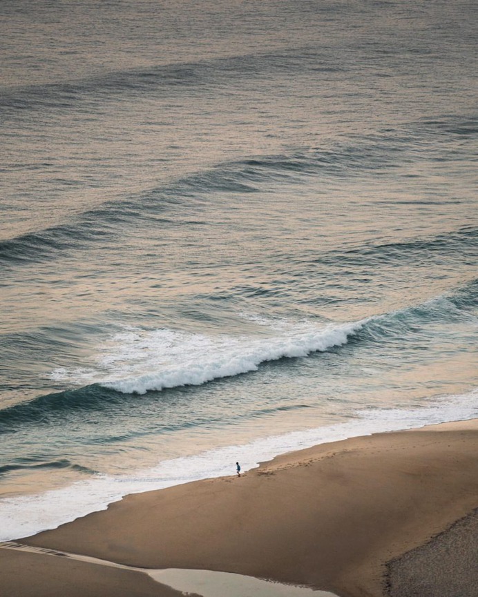 Minimalist Travel and Landscape Photography by Elliot Simpson