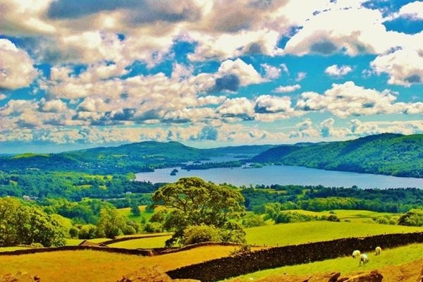 https://www.facebook.com/DavidWalbyPhotography #wallb #meadows #uk #district #scenery #lake #fields #colour