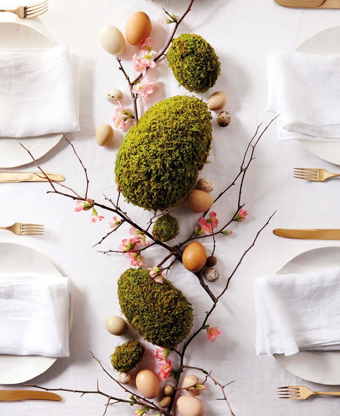 Easter Decorations, Egg Designs & Ideas 2019/2020 #Easter #decor #ideas #homedecor #diy #tabletop #moss