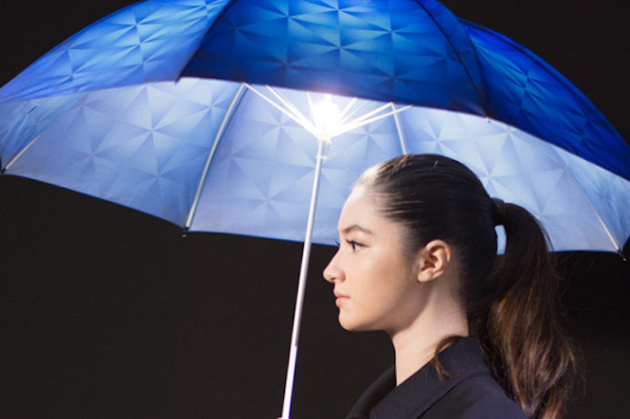Illuminate your dark nights with the Moolux LED umbrella. With various pattern designs, this product is eye-catching and stylish while keepi