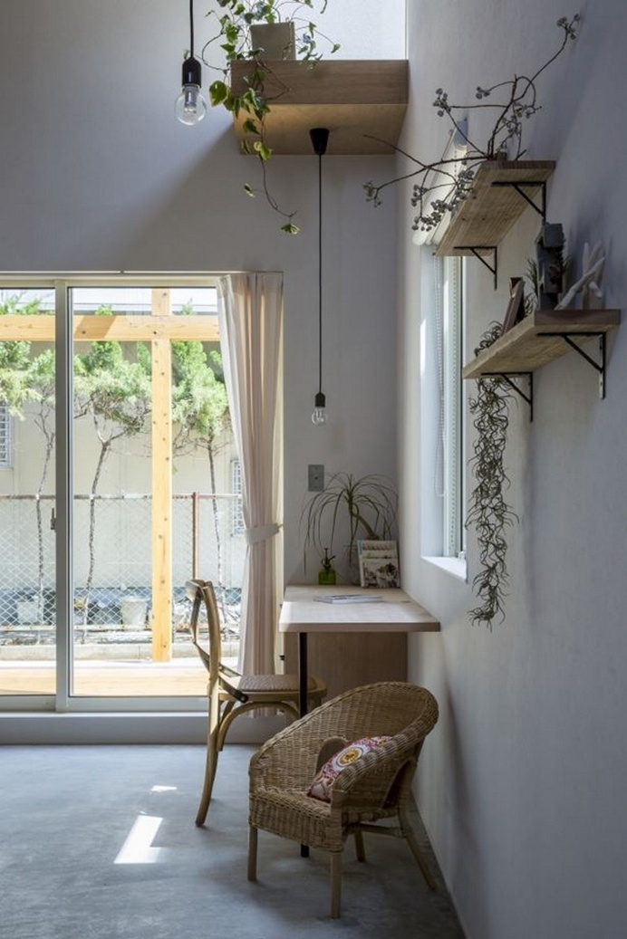 Uji House by ALTS Design Office