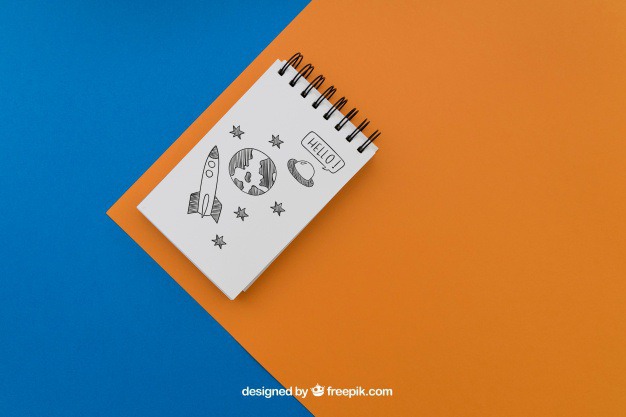 Notepad on blue and orange background Free Psd. See more inspiration related to Background, Paper, Blue, Orange, Doodle, Notebook, Note, Sketch, Drawing, Clean, Draw, Notepad, Sketchy and Note paper on Freepik.