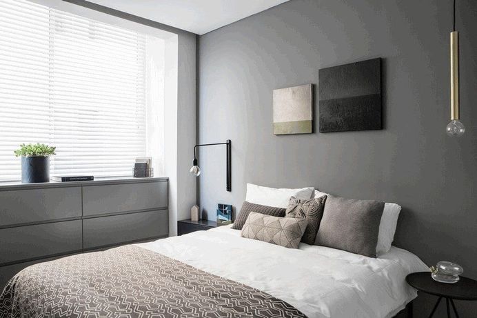 Minimalist Interior Showcased by Black & White Apartment in Tel Aviv 9