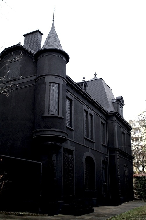black house #house #black #building #architecture #dark