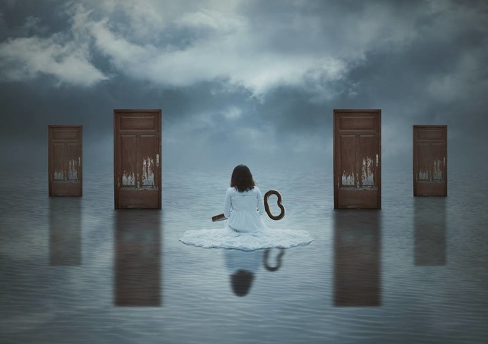 Conceptual and Fine Art Photography by Elnaz Abedi