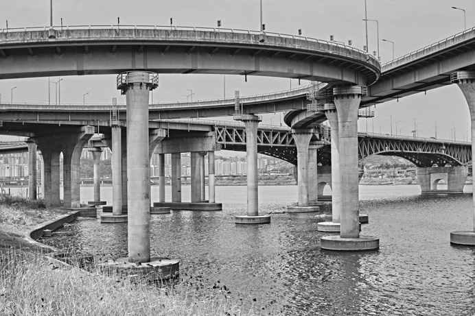 Legs of the City, the City of Legs. 2015. Part two. ©kyū saŋ lee