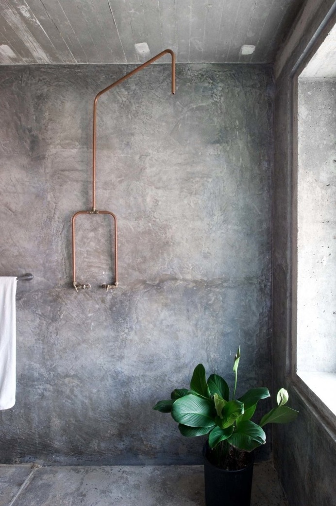 Rustic concrete shower. Home of Wen Hsia and Bc Ang. © Marjon Hoogervorst. #concrete #bathroom #shower